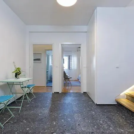 Apartment & Rooms Nugal Makarska Room photo
