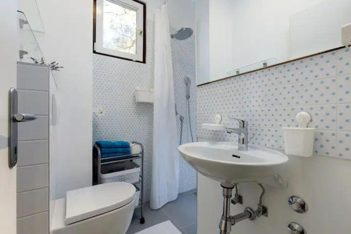 & Nugal Apartment *