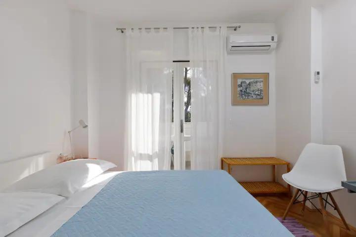Apartment & Nugal *
