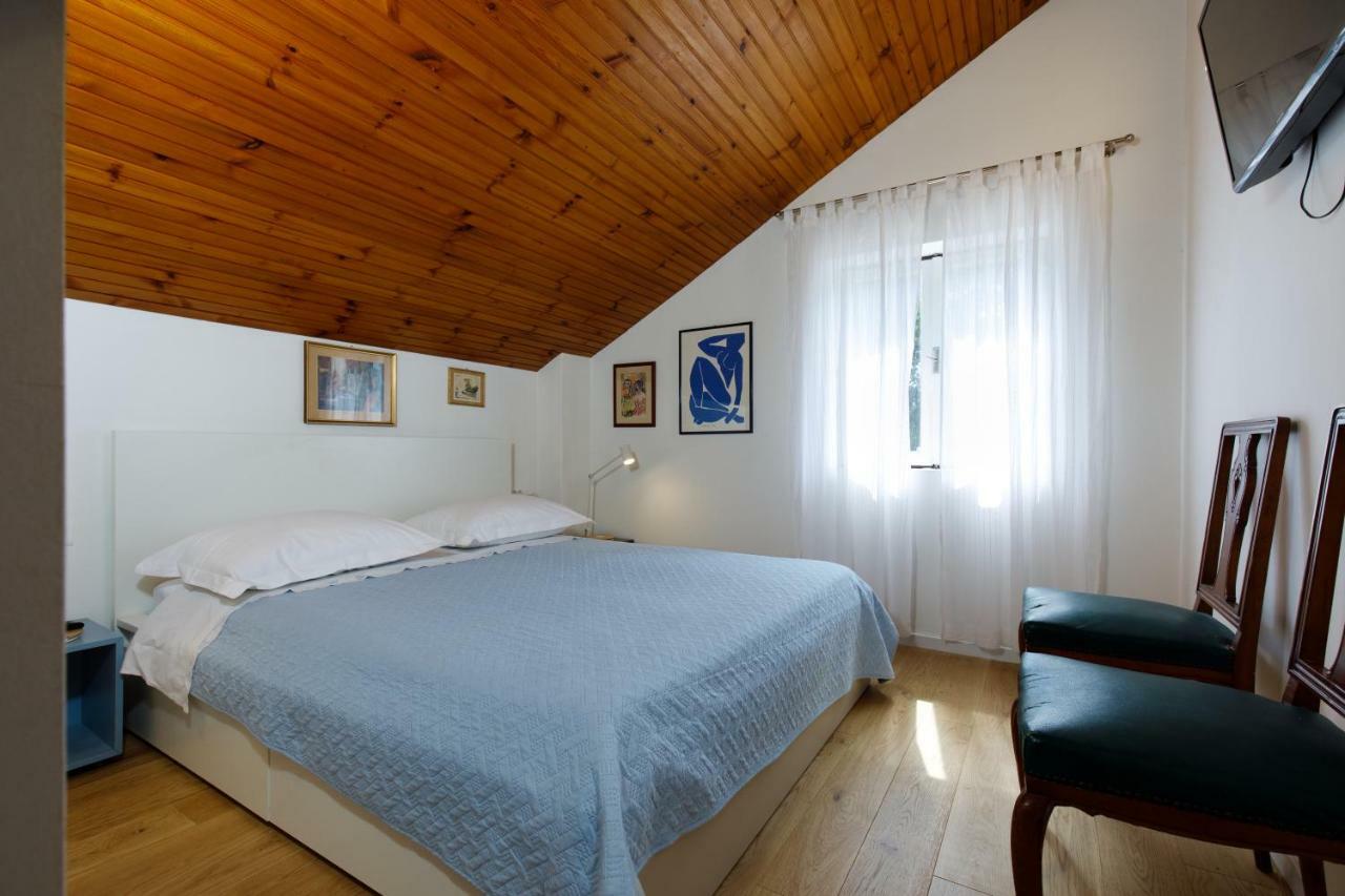 & Nugal Apartment Makarska